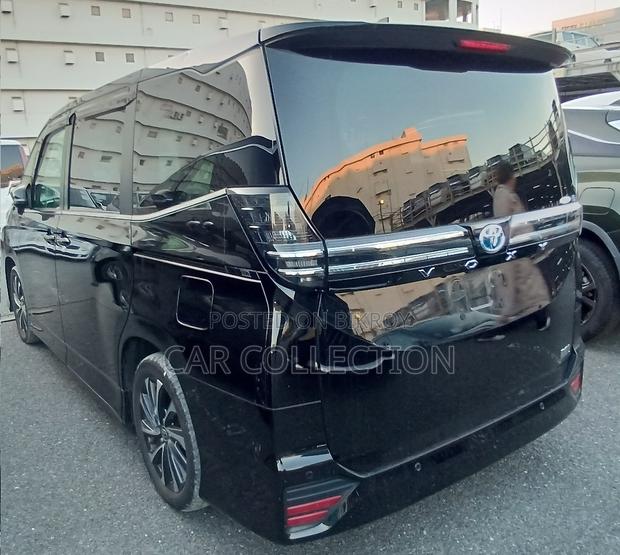 Toyota Voxy 2023 Black