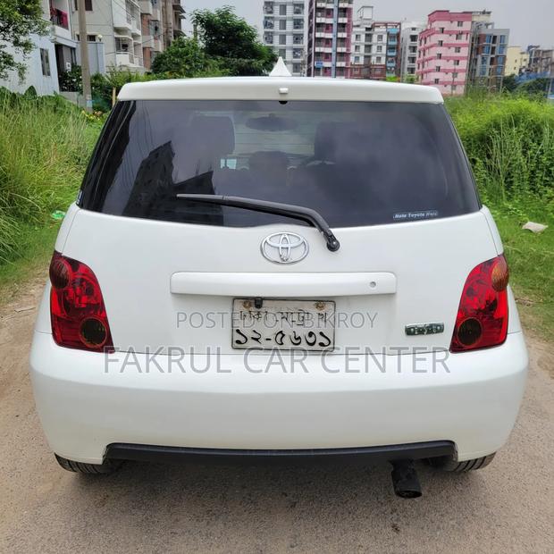 Toyota IST 2004 White