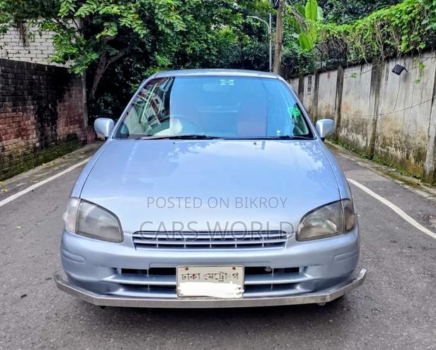 Toyota Starlet 1997 Silver