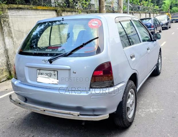 Toyota Starlet 1997 Silver