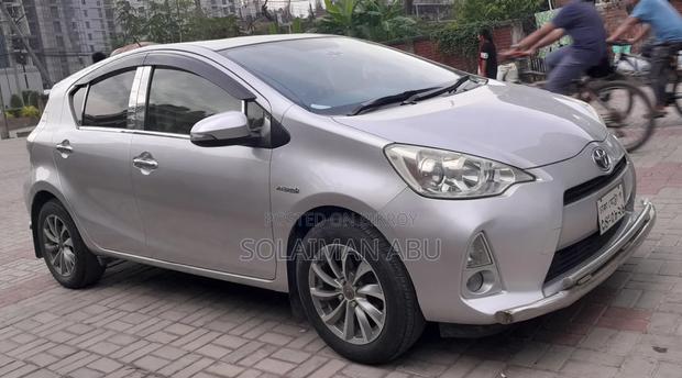 Toyota Aqua 2013 Silver