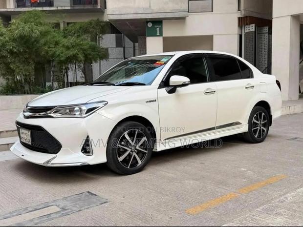 Toyota Corolla 2017 White