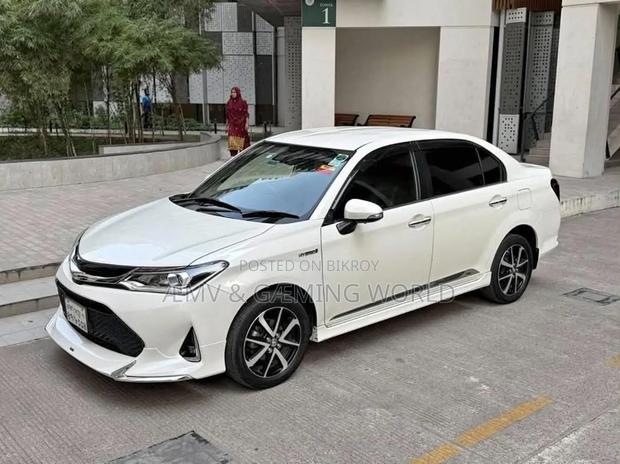 Toyota Corolla 2017 White