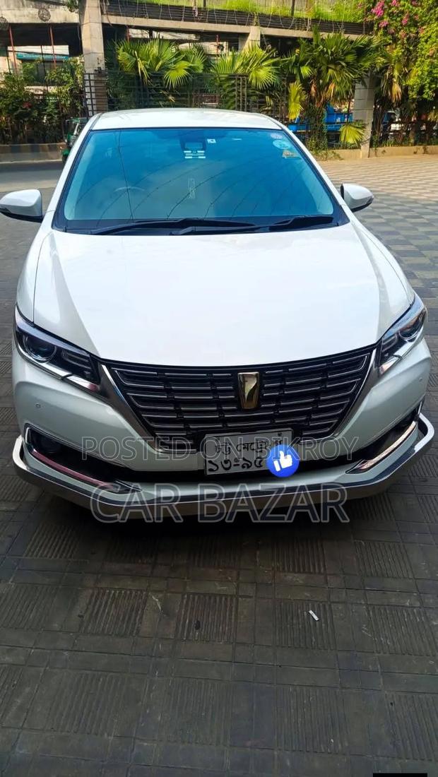 Toyota Premio 2017 White