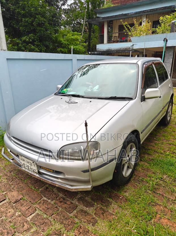 Toyota Starlet 1998 Silver