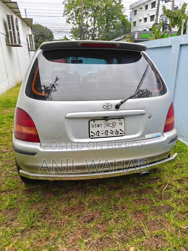 Toyota Starlet 1998 Silver