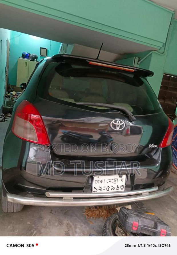 Toyota Vitz 2005 Black