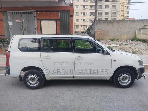 Toyota Probox 2003 White