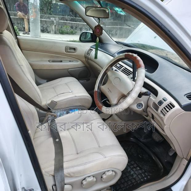 Toyota Vista 1999 White