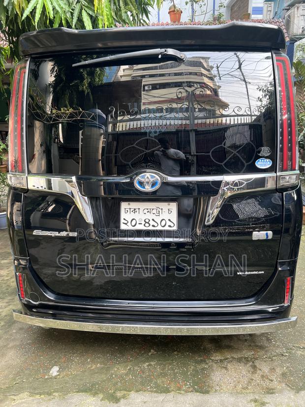 Toyota Esquire 2.0 FWD (7 seater) 2017 Black