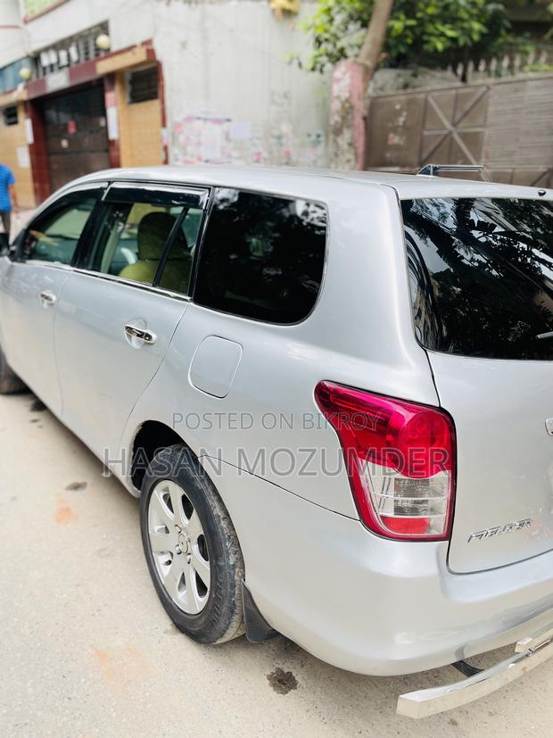 Toyota Corolla Fielder 2010 Silver
