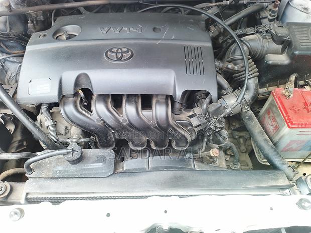 Toyota Corolla 1.5 Sedan 2002 Pearl