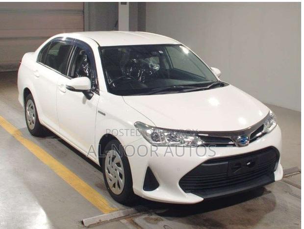 Toyota Axio 2021 White