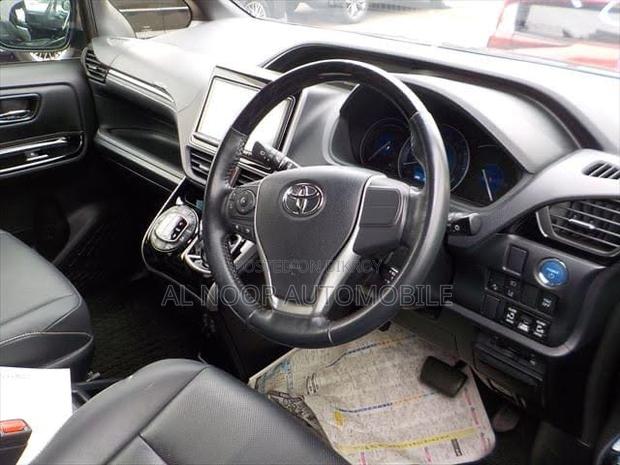 Toyota Esquire 2021 Black