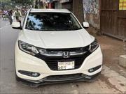 Honda Vezel 1.5 2WD 2014 Pearl for sale