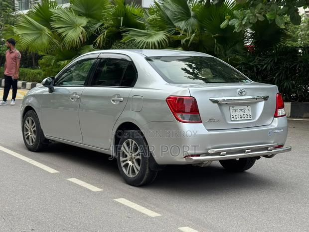 New Toyota Axio 2012 Silver