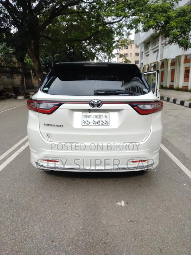 Toyota Harrier 2017 White