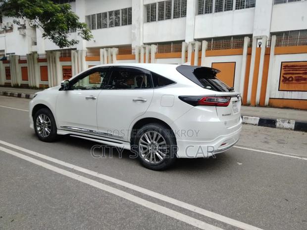 Toyota Harrier 2017 White