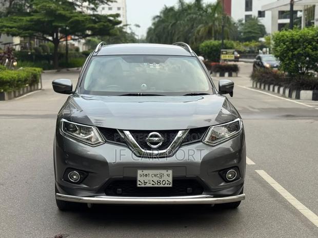 Nissan X-Trail 2013 Gray