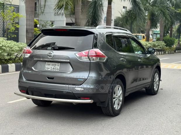 Nissan X-Trail 2013 Gray