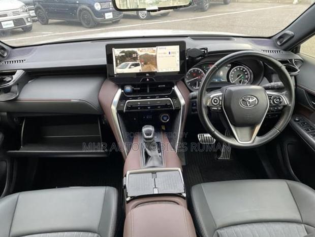 Toyota Harrier Hybrid Z 2021 Pearl