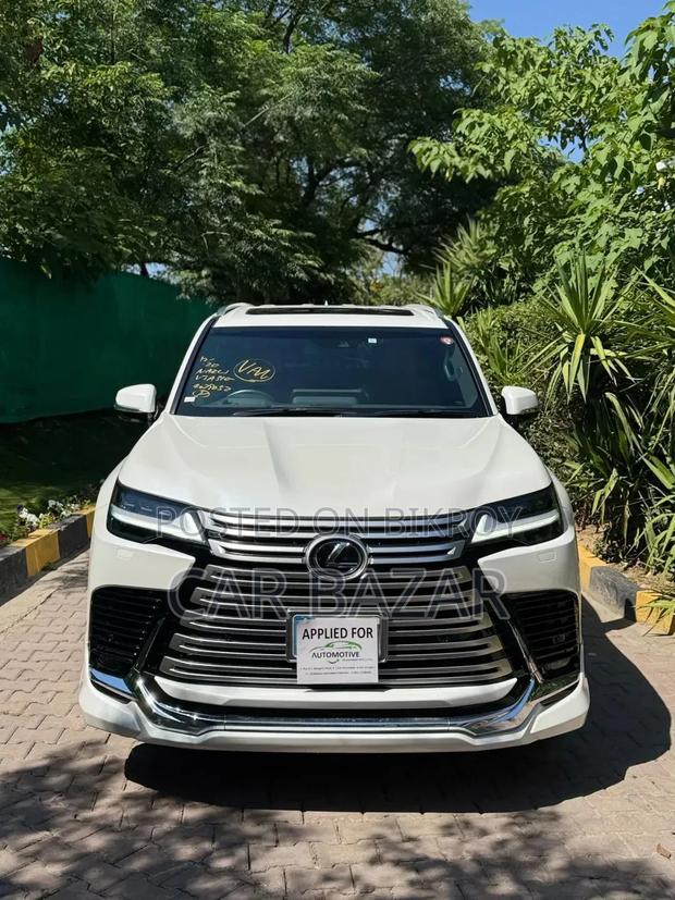 New Lexus LX 600 2023 Pearl