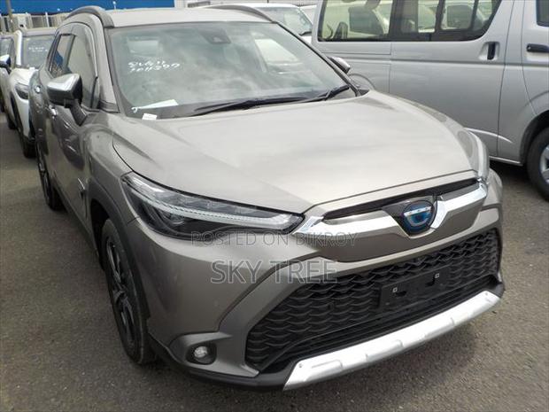 Toyota Corolla Cross 2022 Brown