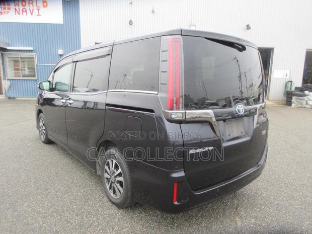 Toyota Esquire 2021 Black