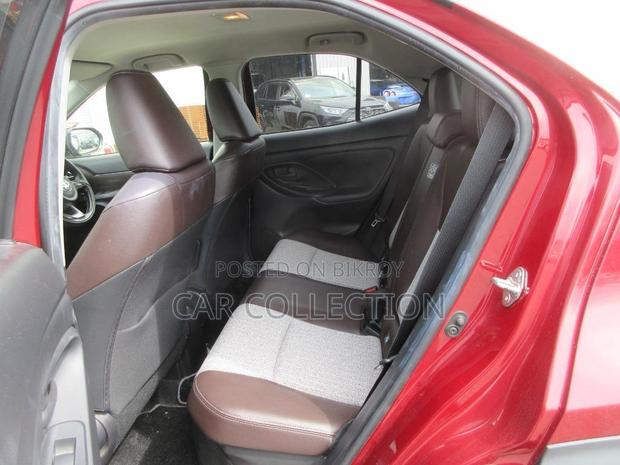 Toyota Yaris Cross 2021 Red