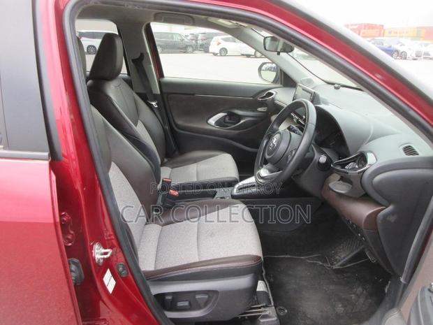 Toyota Yaris Cross 2021 Red