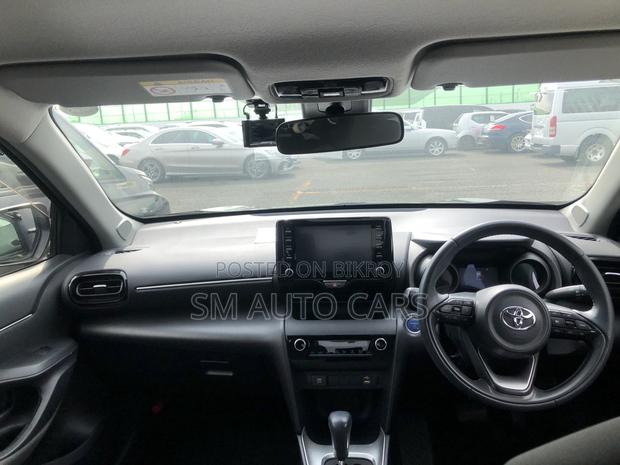 Toyota Yaris Cross 1.5 Hybrid FWD 2021 Black