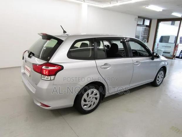 Toyota Corolla Fielder 2021 Silver