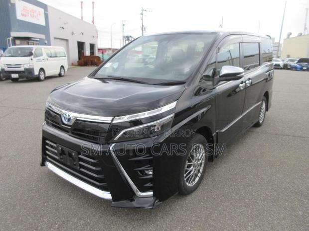Toyota Voxy 2021 Black