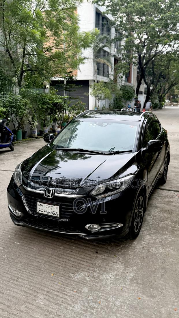 Honda Vezel SV Premium 2014 Black