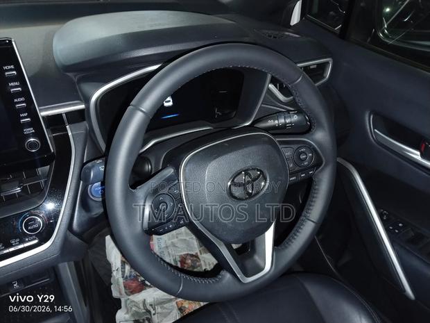 Toyota Corolla Cross 1.8 Hybrid FWD 2022 Gold