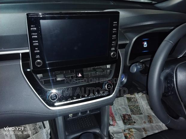 Toyota Corolla Cross 1.8 Hybrid FWD 2022 Gold