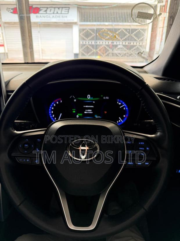 Toyota Corolla Cross 1.8 Hybrid FWD 2021 Gray