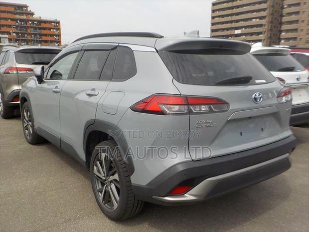 Toyota Corolla Cross 1.8 Hybrid FWD 2021 Gray
