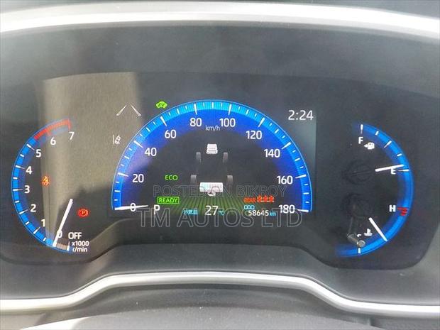 Toyota Corolla Cross 1.8 Hybrid FWD 2021 Gray