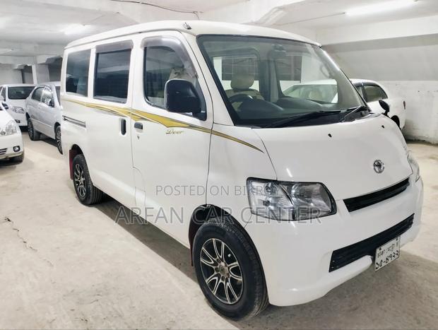 Toyota Noah 2008 White