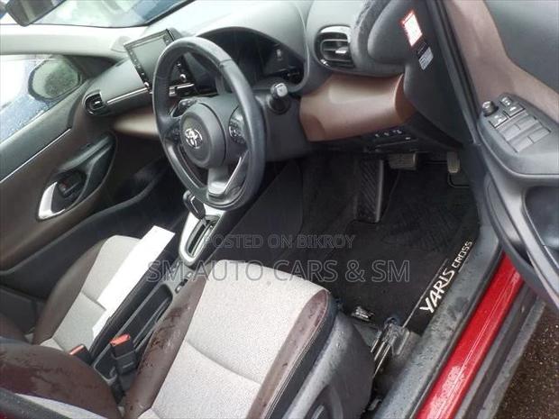 Toyota Yaris Cross 2021 Red