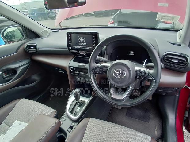 Toyota Yaris Cross 2021 Red