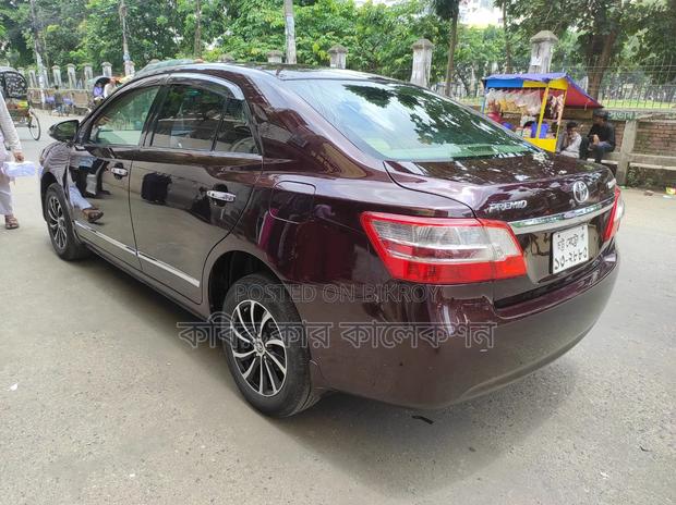 Toyota Premio 2014 Maroon