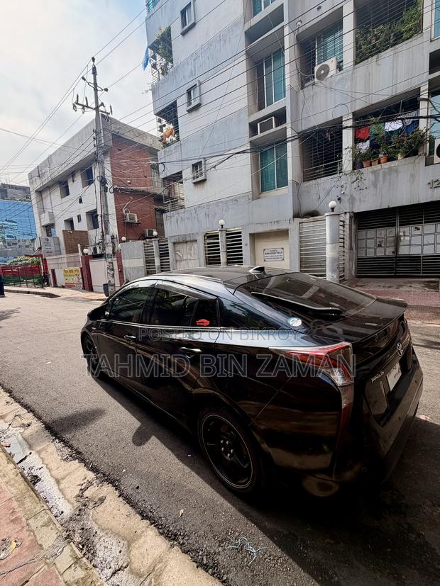 Toyota Prius 2017 Black