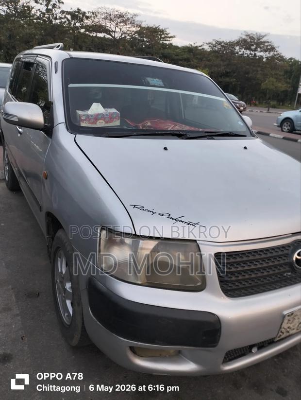 Toyota Succeed 2004 Silver