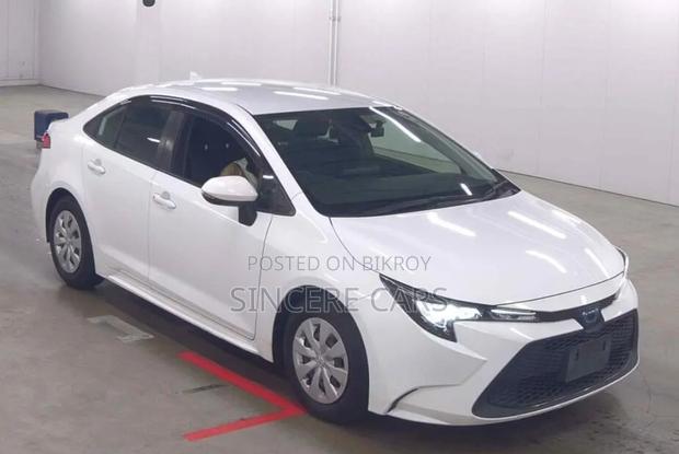 Toyota Corolla 2021 White
