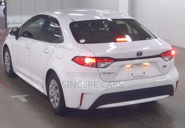 Toyota Corolla 2021 White