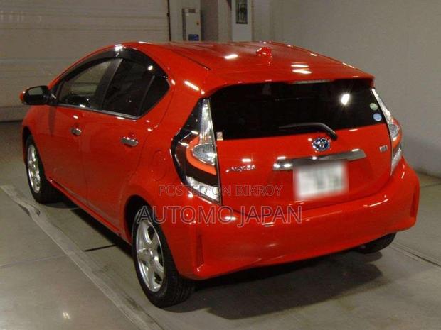 Toyota Aqua 2021 Red