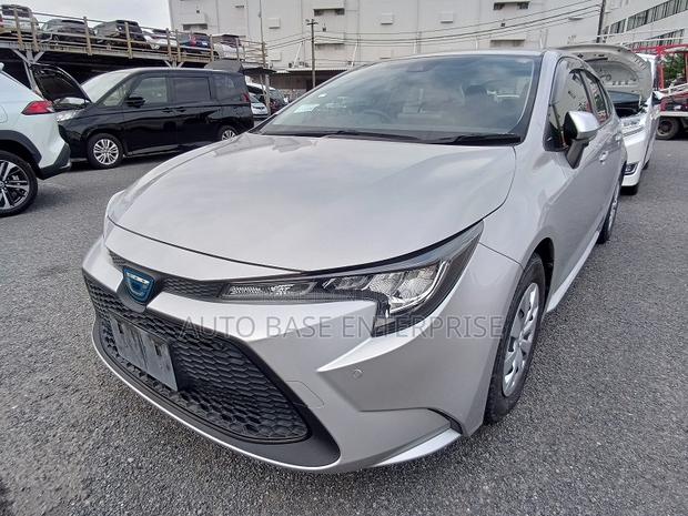 Toyota Corolla 2021 Silver