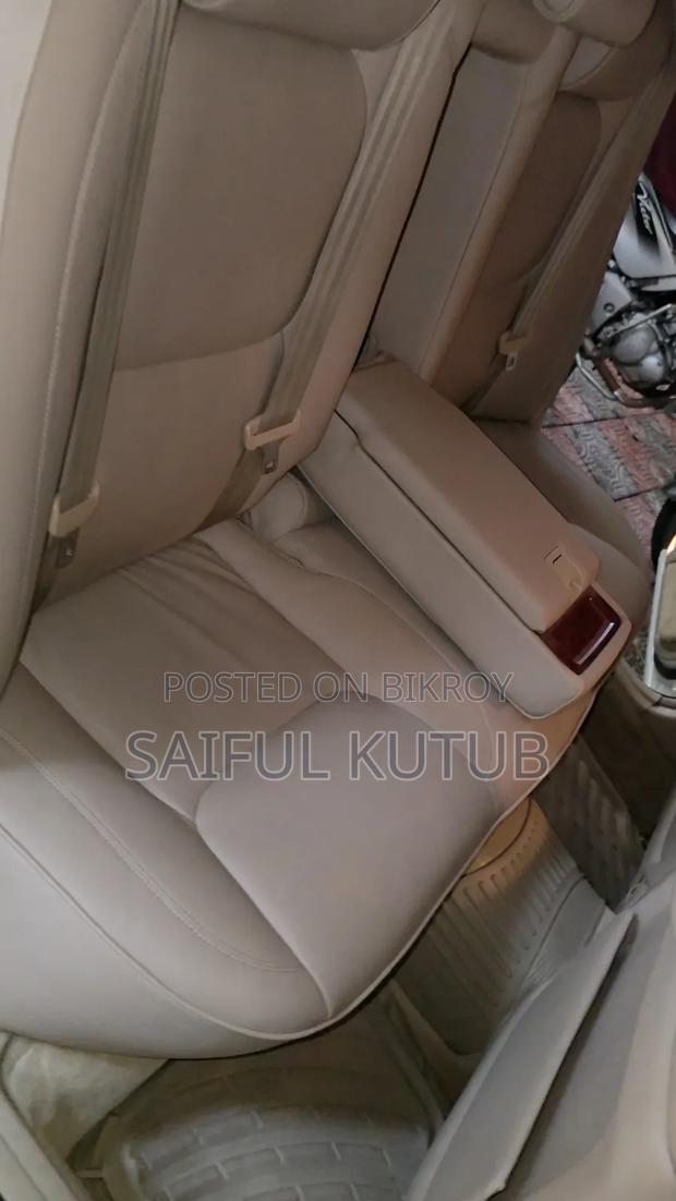 Toyota Crown 2003 White